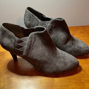 Faux Suede Gray Boots